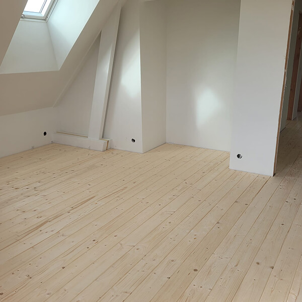 Rénovation d'une maison individuelle pose de parquet à Dinard